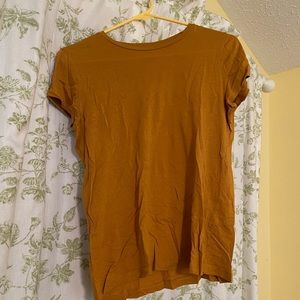 mustard tee